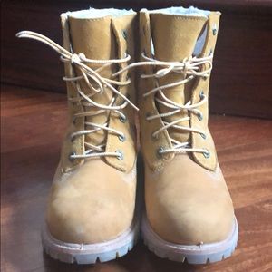 Worn once Timberland Teddy Fleece Boots